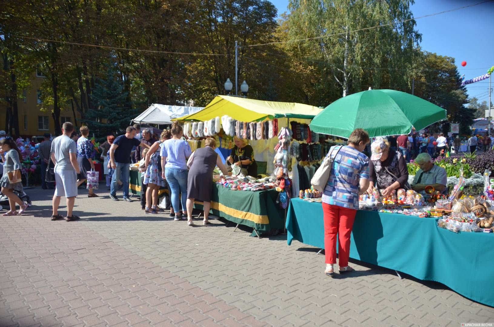 Губкин город новости на сегодня. Ярмарка Губкин. Московская ярмарка Губкин возле Европы.