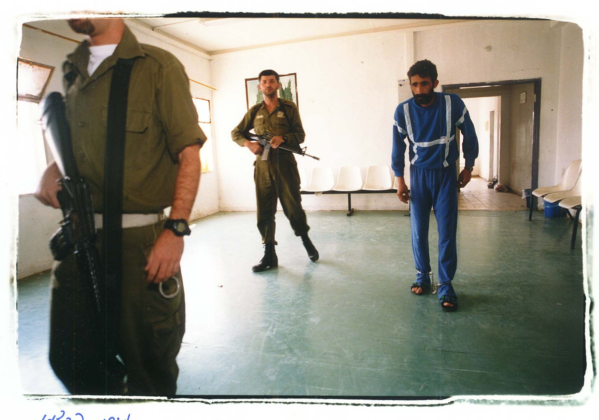 Палестинский заключенный в тюрьме Израиля