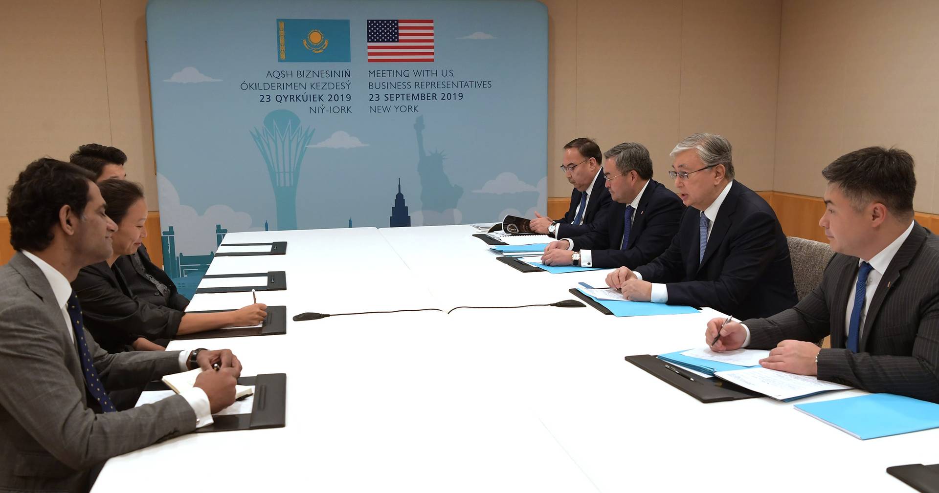 Президент Казахстана встретился с капитанами бизнеса США