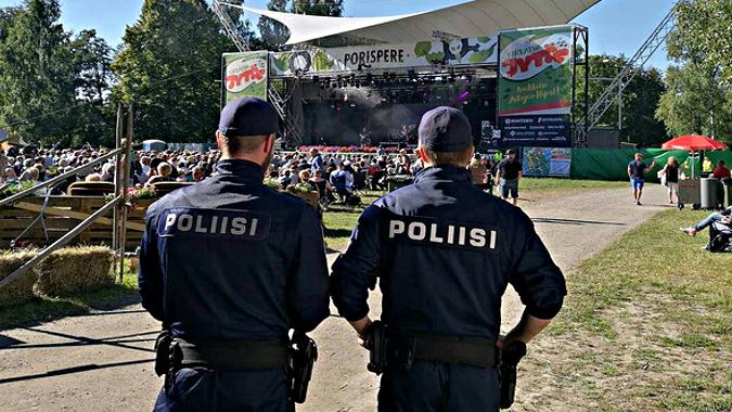 Финская полиция [(cc) suomen_poliisi#Repost @satakunnan_poliisi instagram.com]