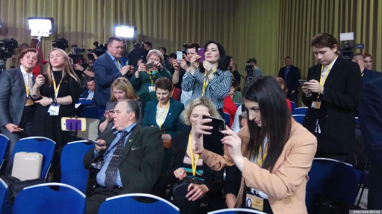 Блогеры на пресс-конференцией Путина