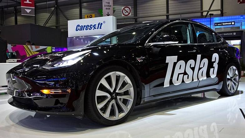 Tesla Model 3 на Женевском автосалоне 2018