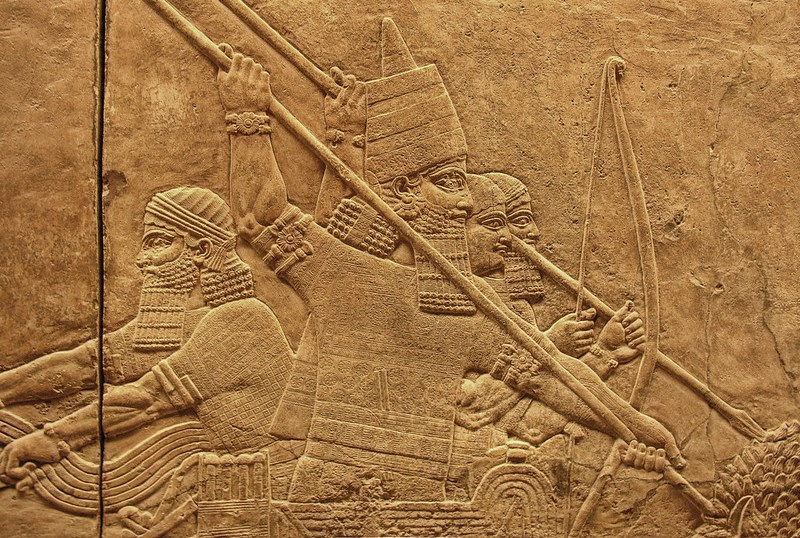 Панно с изображением ассирийской охоты на львов. Британский музей