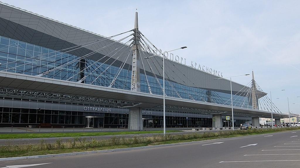 Пассажирский терминал аэропорта Красноярска