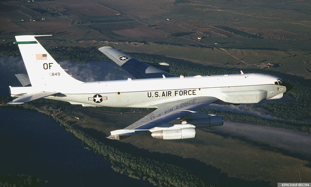 Разведывательный самолет США RC-135U