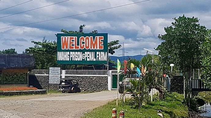 Тюрьма Ивахиг, Филиппины