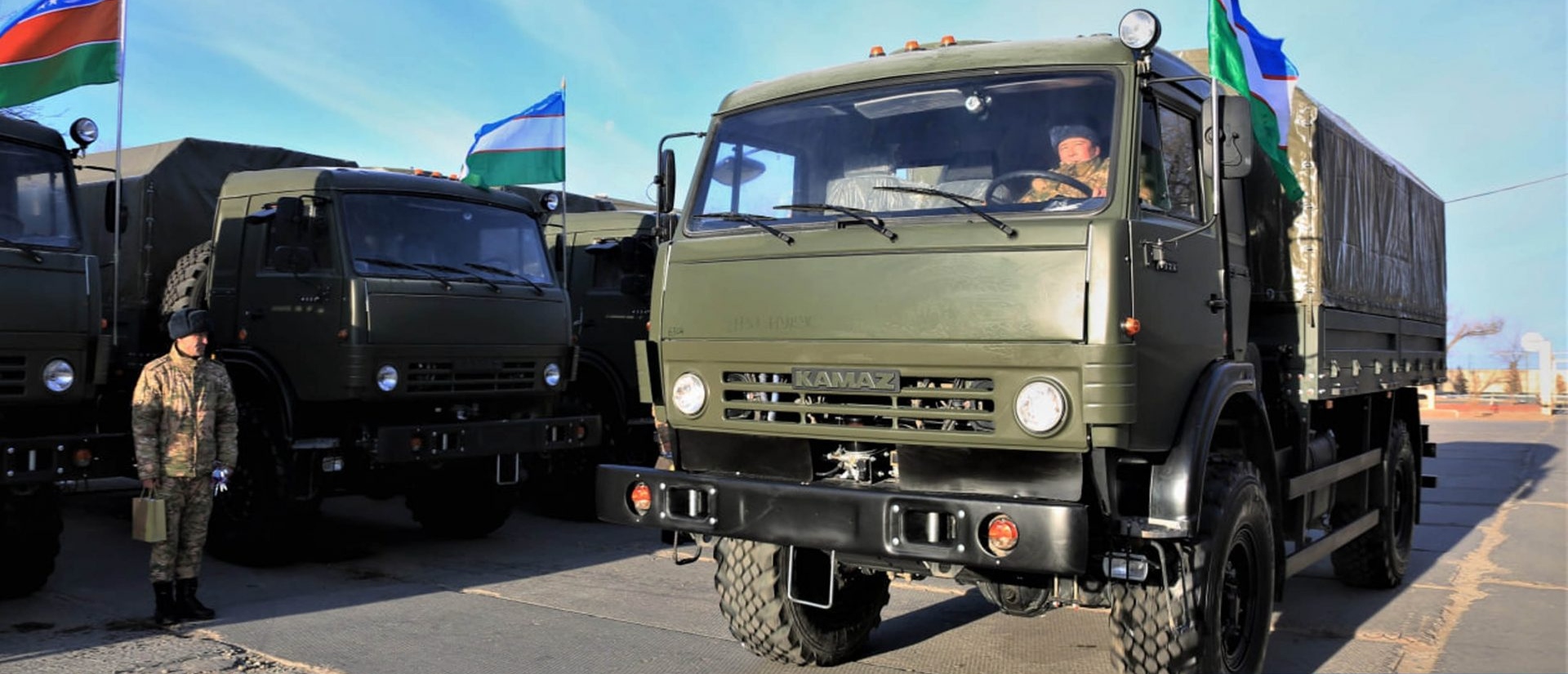 Грузовые автомобили «КамАЗ-4326» получили Нукусский и Ургенчский гарнизоны Узбекистана