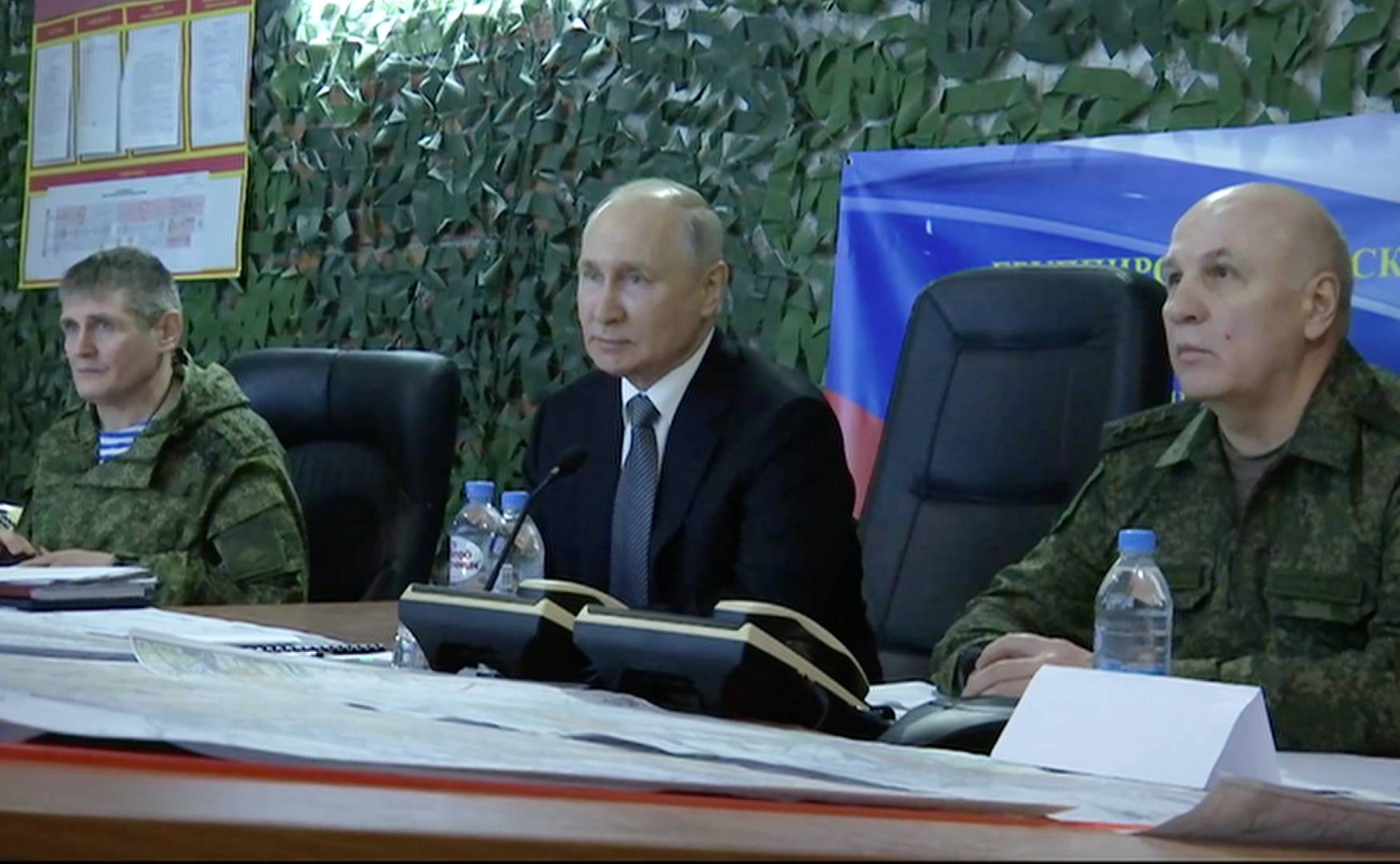 Владимир Путин в штабе группировки войск «Днепр»