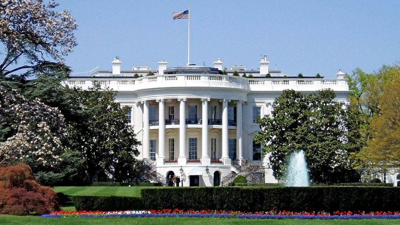 Белый Дом — резиденция президента США в Вашингтоне