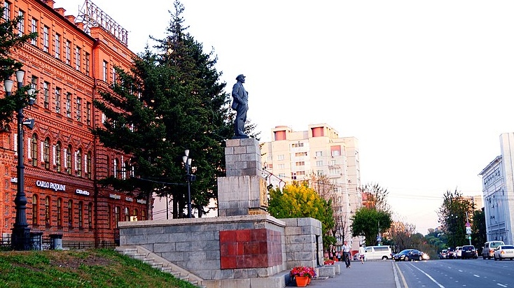 Памятник В. И. Ленину. Хабаровск