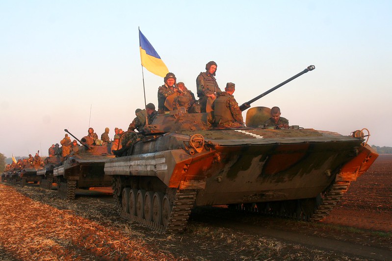 Военные Украины на бронетехнике