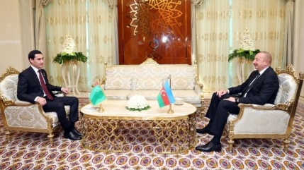 Президенты Туркмении и Азербайджана