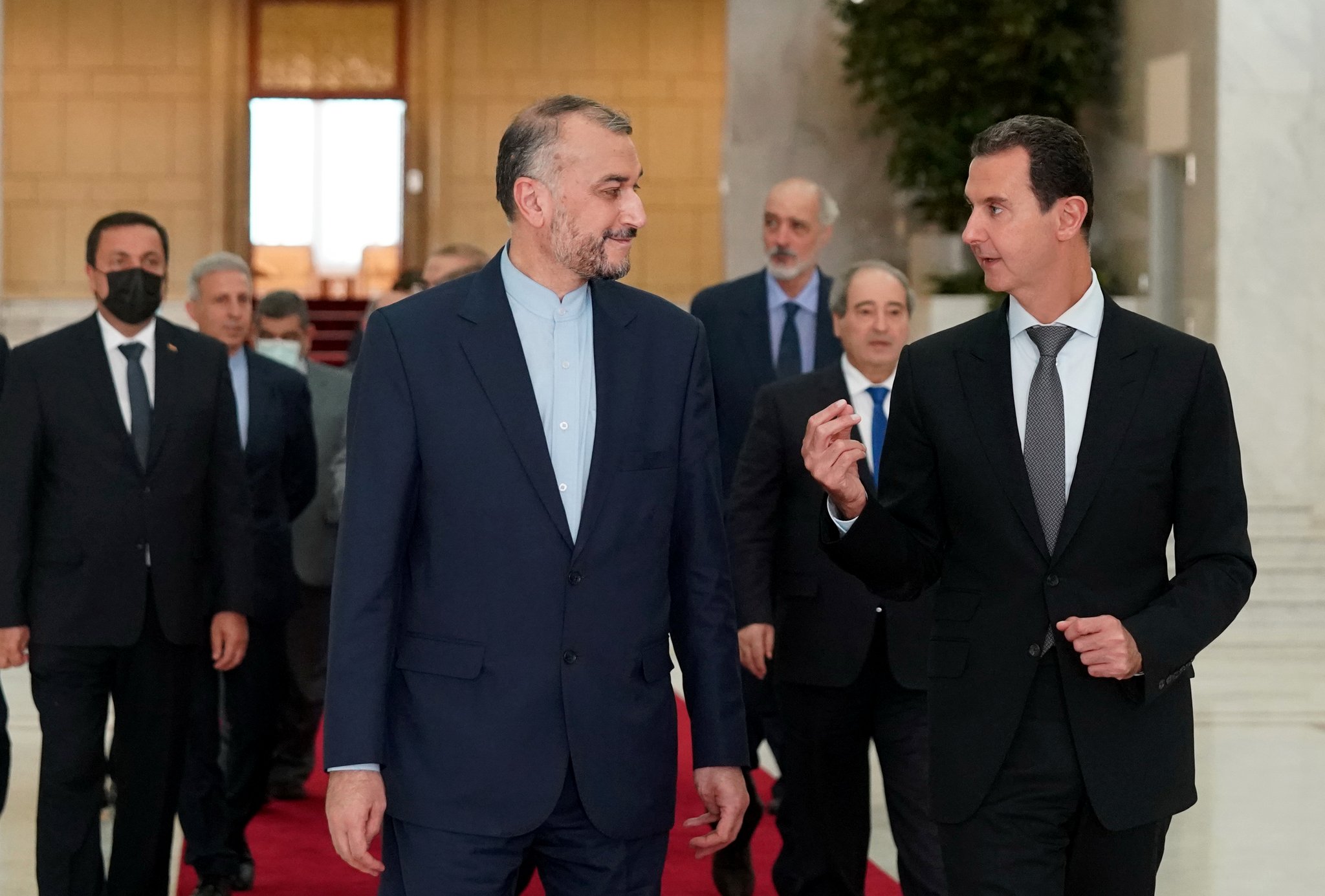 Президент Сирии Башар Асад и глава МИД Ирана Хоссейн Амир Абдоллахиян