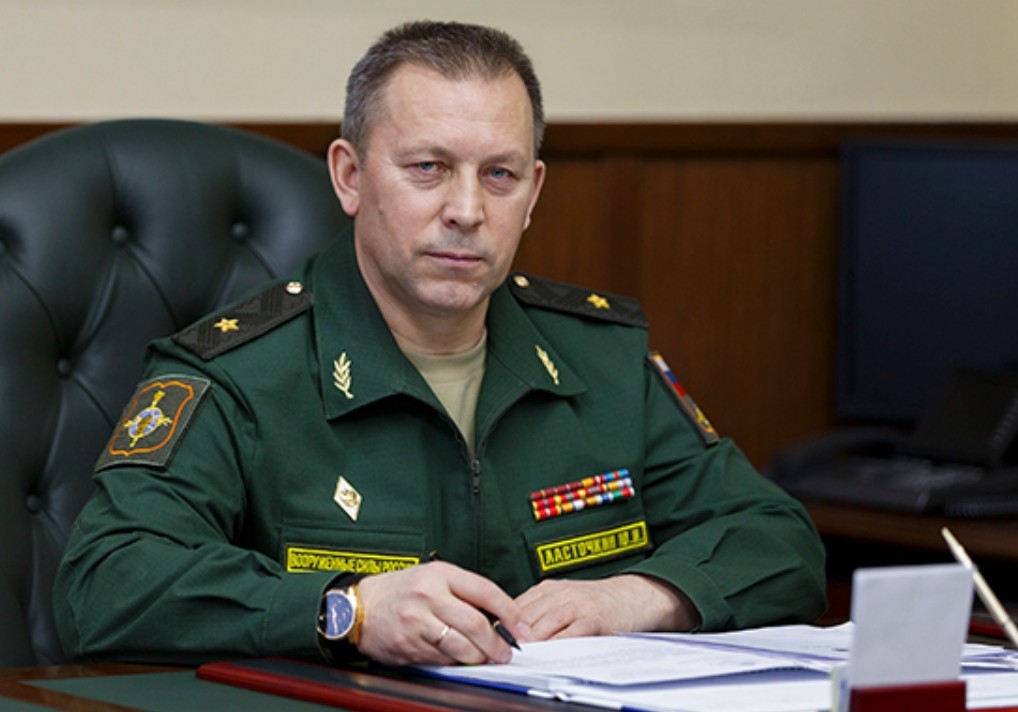 Генерал-лейтенант Юрий Ласточкин