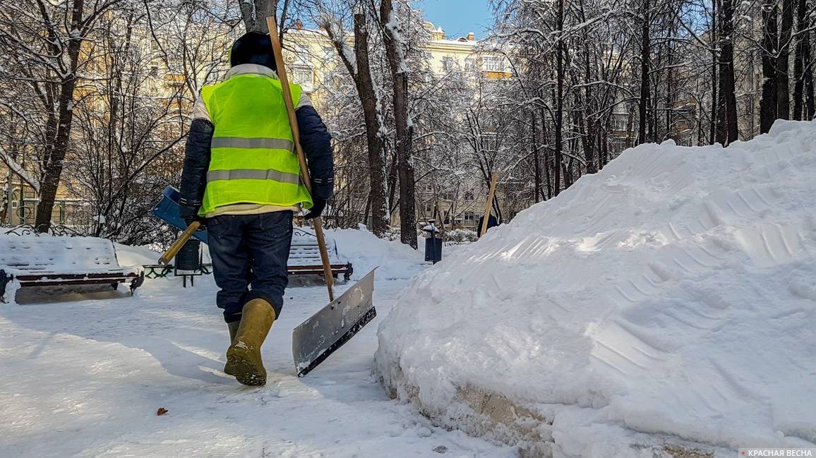 Уборка снега