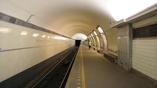 Платформа станции метро «Электросила», Санкт-Петербург [(cc) A.Savin]