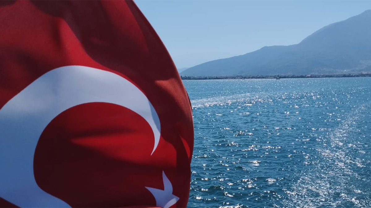 Турецкое судно в море