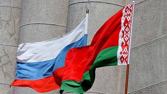Россия и Белоруссия. Флаги