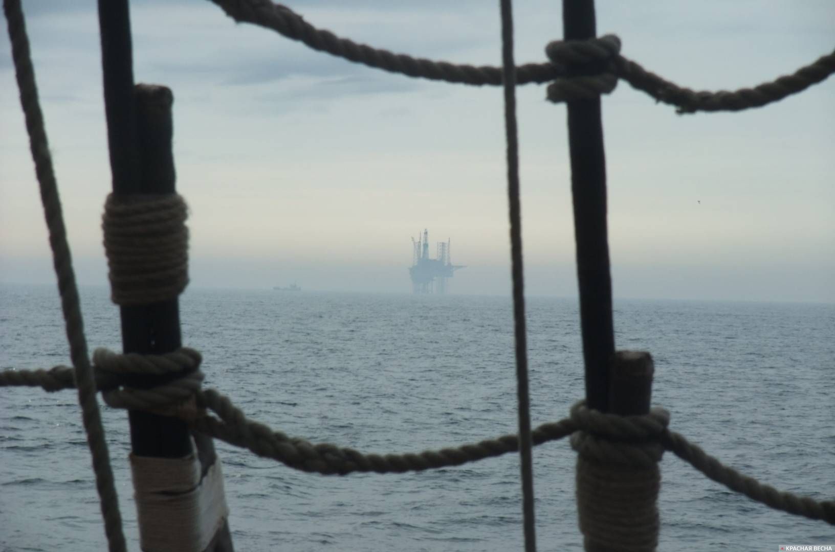Нефтяная платформа. Северное море.