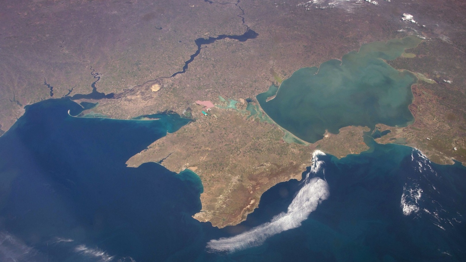 Крымский полуостров, вид из космоса