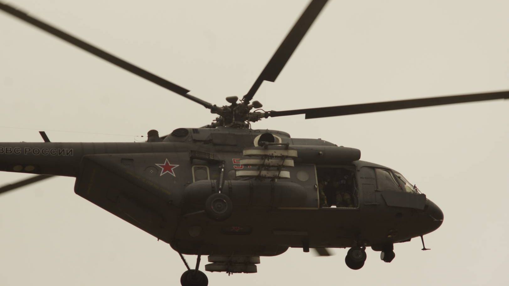 Транспортно-штурмовой вертолет Ми-8 АМТШ. Полигон Алабино. 25.08.2017