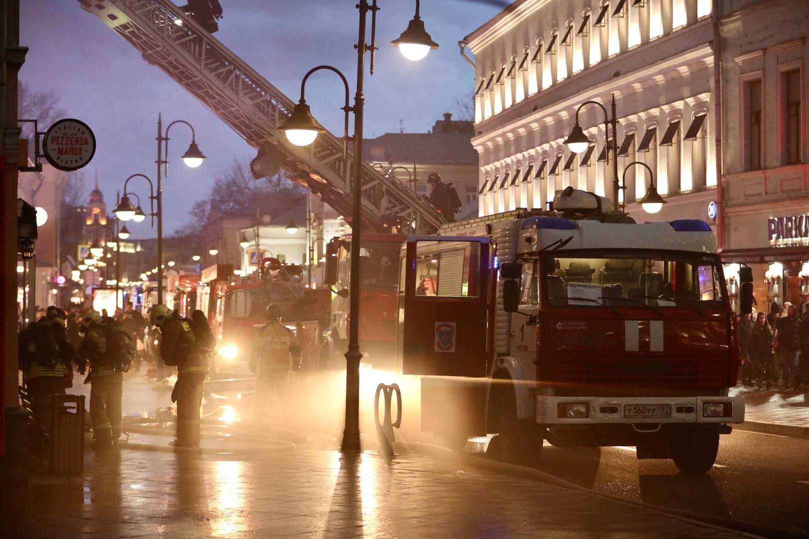 Улица Пятницкая во время пожара