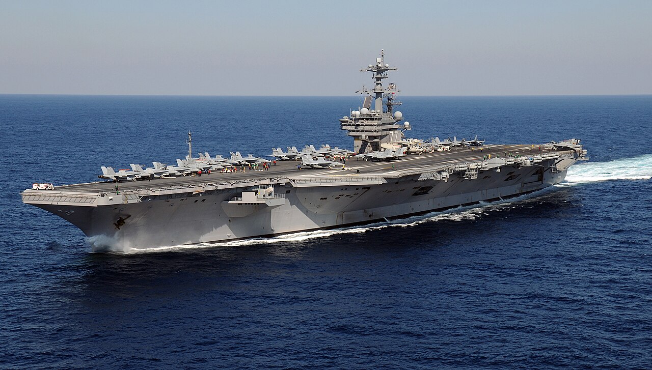 Авианосец USS George H.W. Bush
