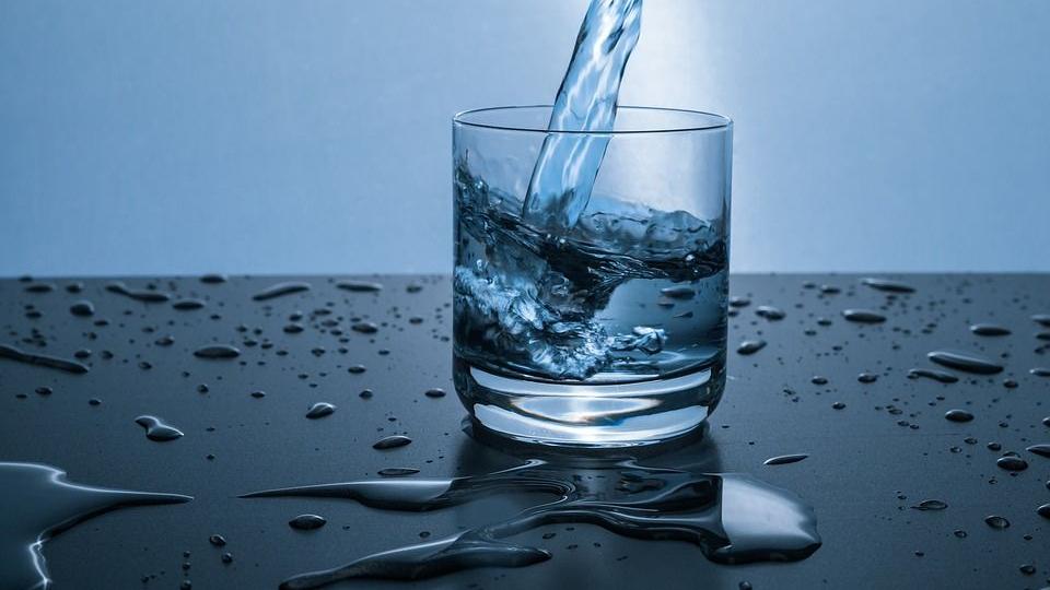 Вода