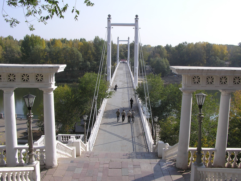 Мост Европа-Азия через р. Урал. Оренбург