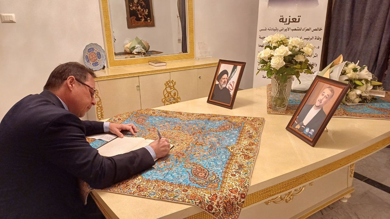 Посол России в Ливии Айдар Аганин в посольстве Ирана в Триполи