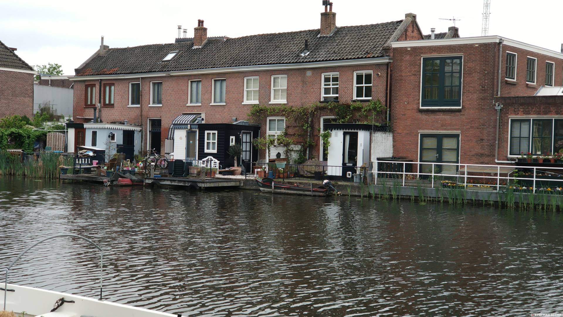 Голландия, дом у воды