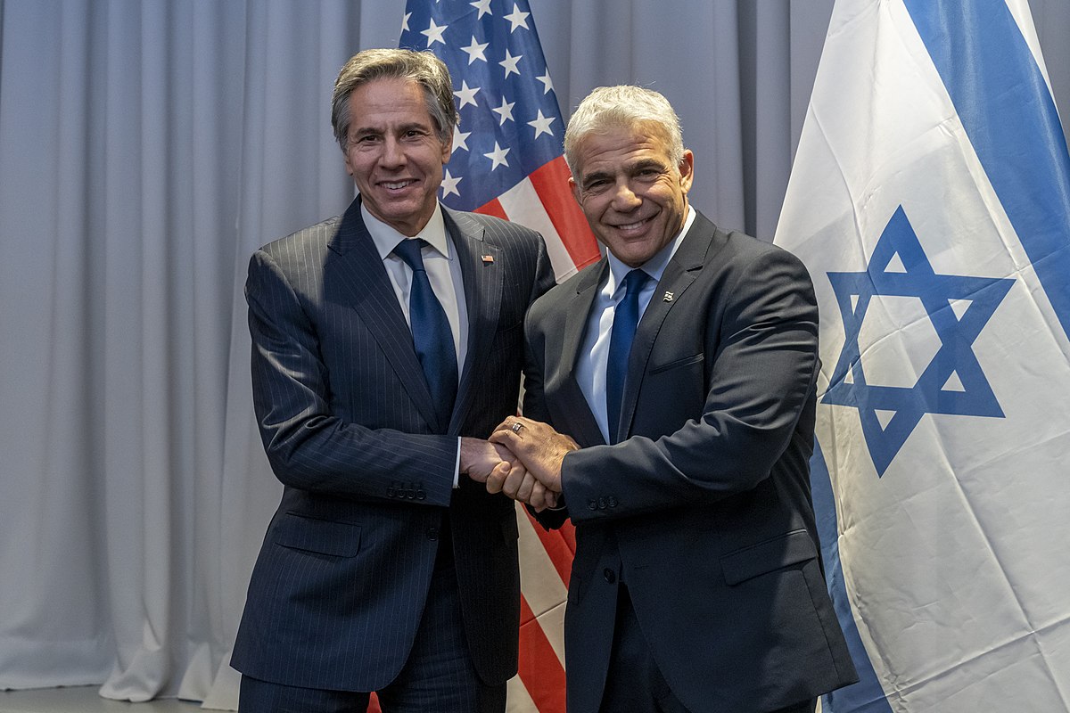 Госсекретарь США Энтони Блинкен и министр иностранных дел Яир Лапид