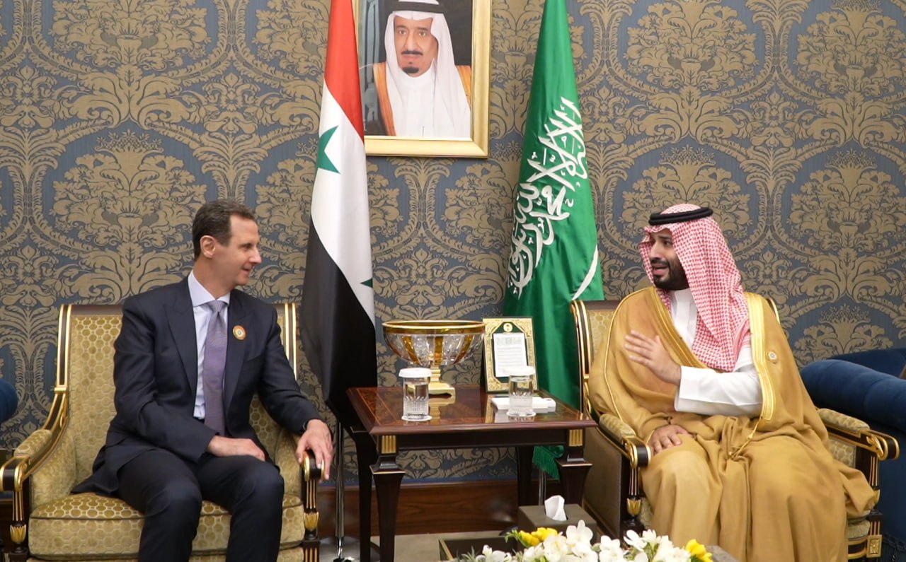 Президент Сирии Башар Асад и наследный принц Саудовской Аравии Мухаммед бен Сальман Аль Сауд