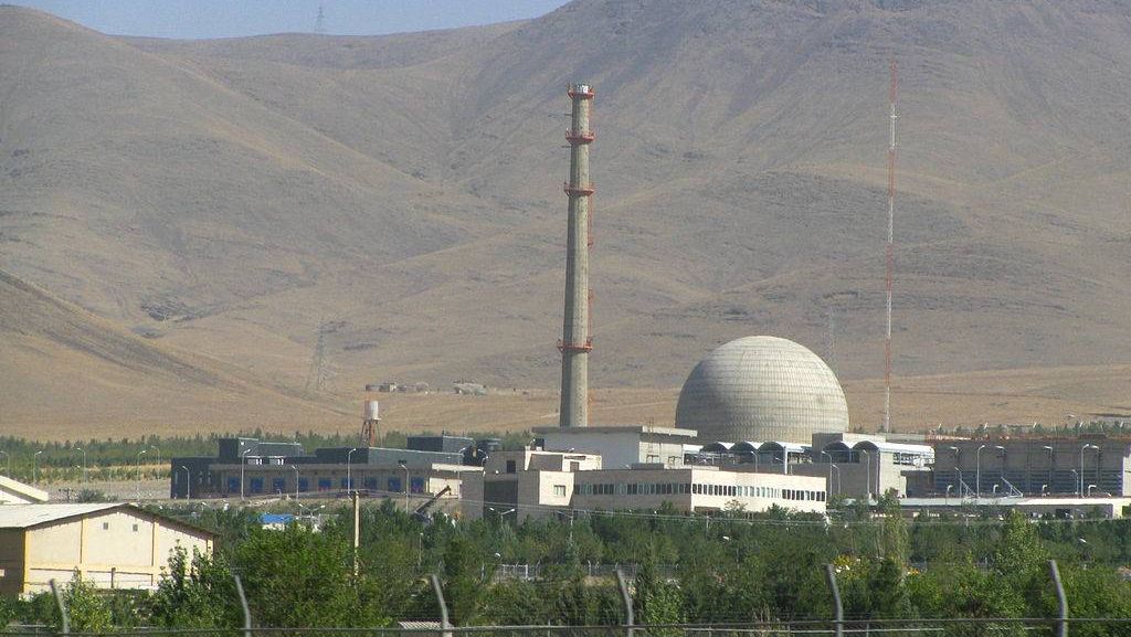 Реактор. Иран