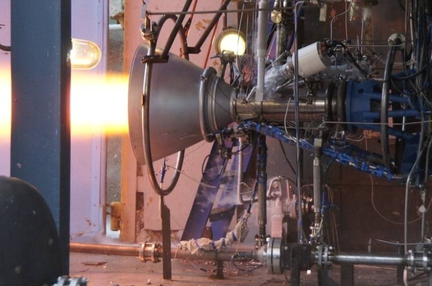 Лазерная система зажигания ракетного двигателя