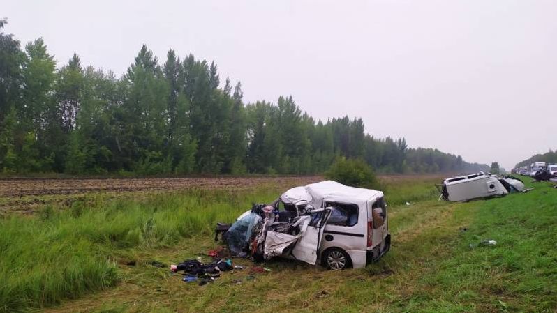 Фото с места происшествия. 139-й километр трассы Воронеж-Тамбов