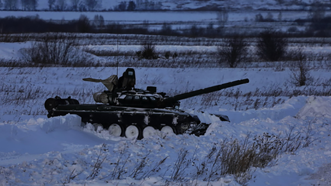 Ночные стрельбы экипажей танков Т-72