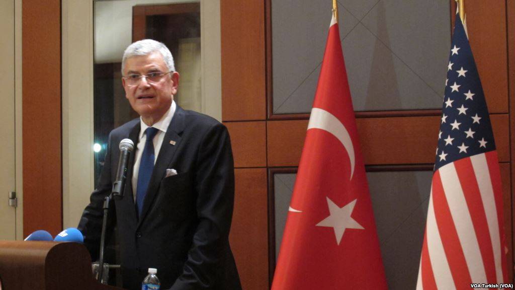 руководитель парламентской комиссии по внешним связям Турции Волан Бозкыр