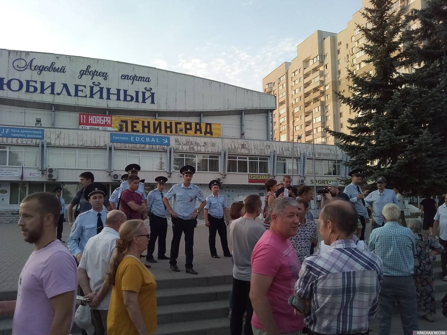 Полиция на митинге в Воронеже 02.09.2018