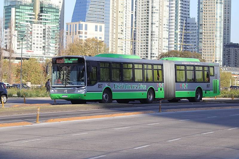 Автобус в Буэнос-Айресе