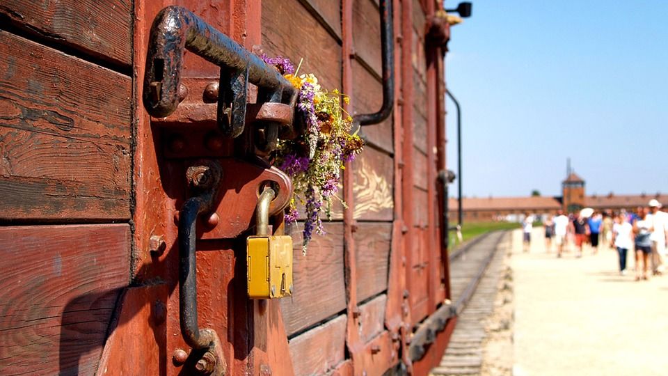 Поезд свозивший людей в концентрационный лагерь