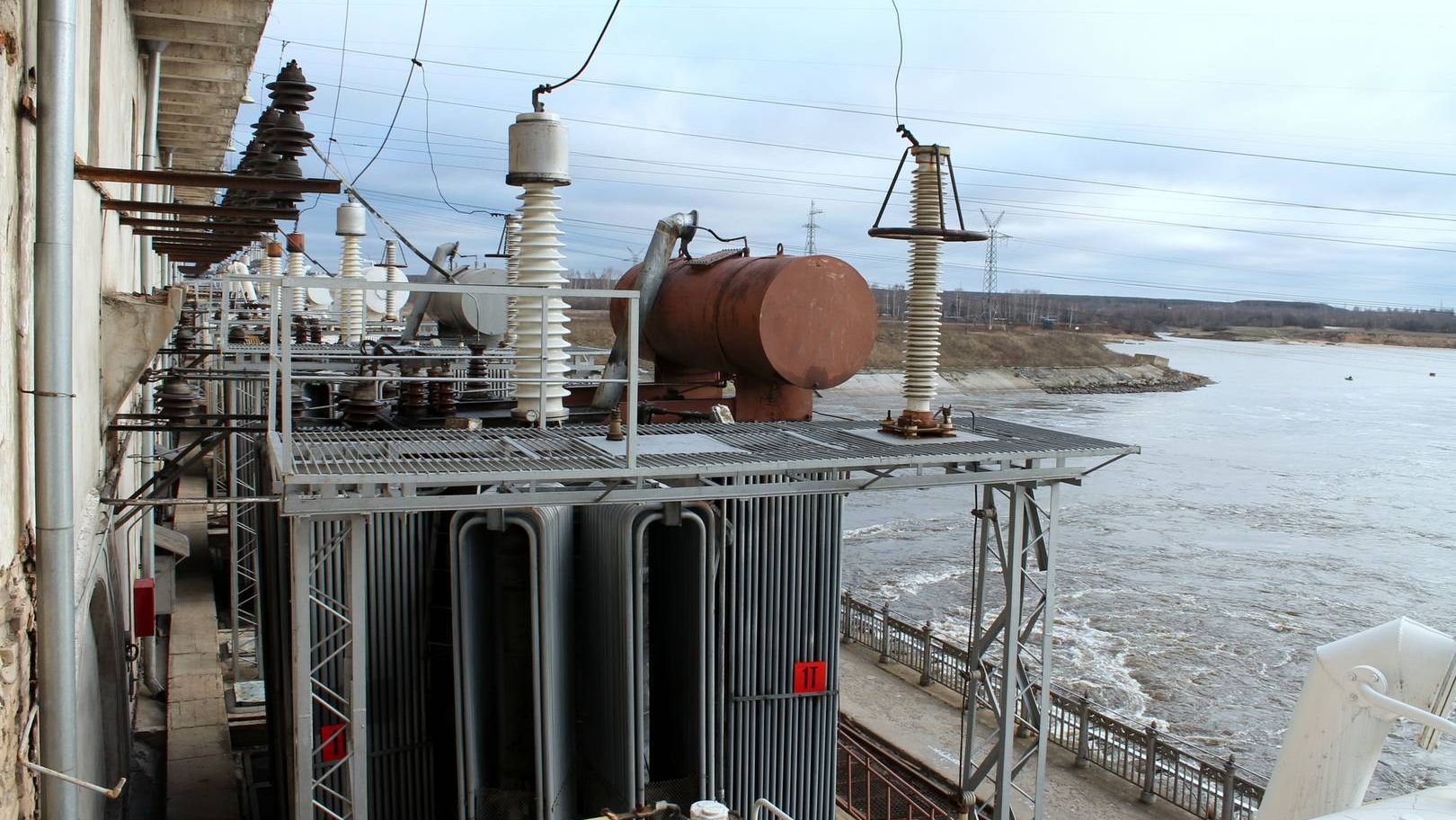 Трансформаторы Рыбинской ГЭС