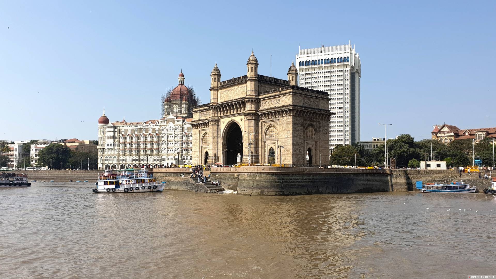 Ворота в Индию. Мумбаи. Махараштра. Индия