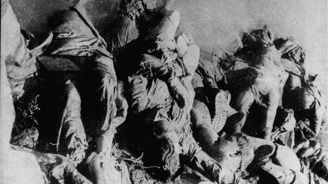 Жертвы концлагеря хорватских усташей. 1945