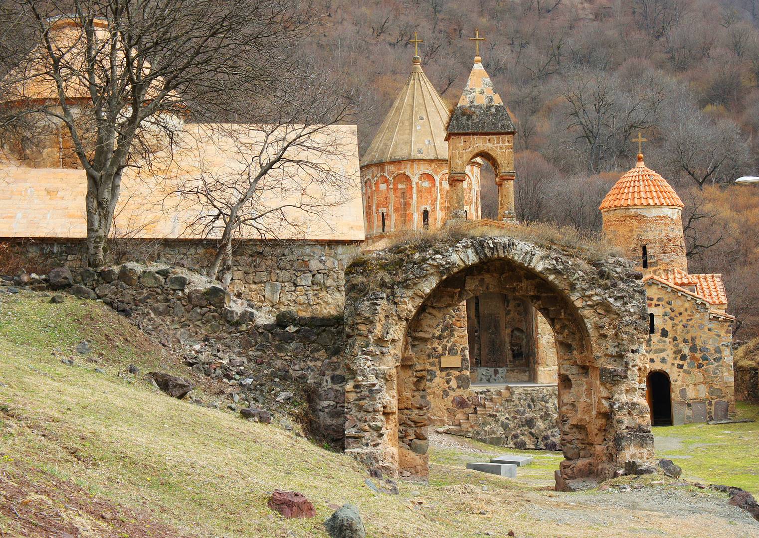Армянский монастырь Дадиванк IX—XIII вв. в Нагорном Карабахе