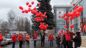 Запуск 100 шариков в честь 100 летия ВОСР, г.Бердск
