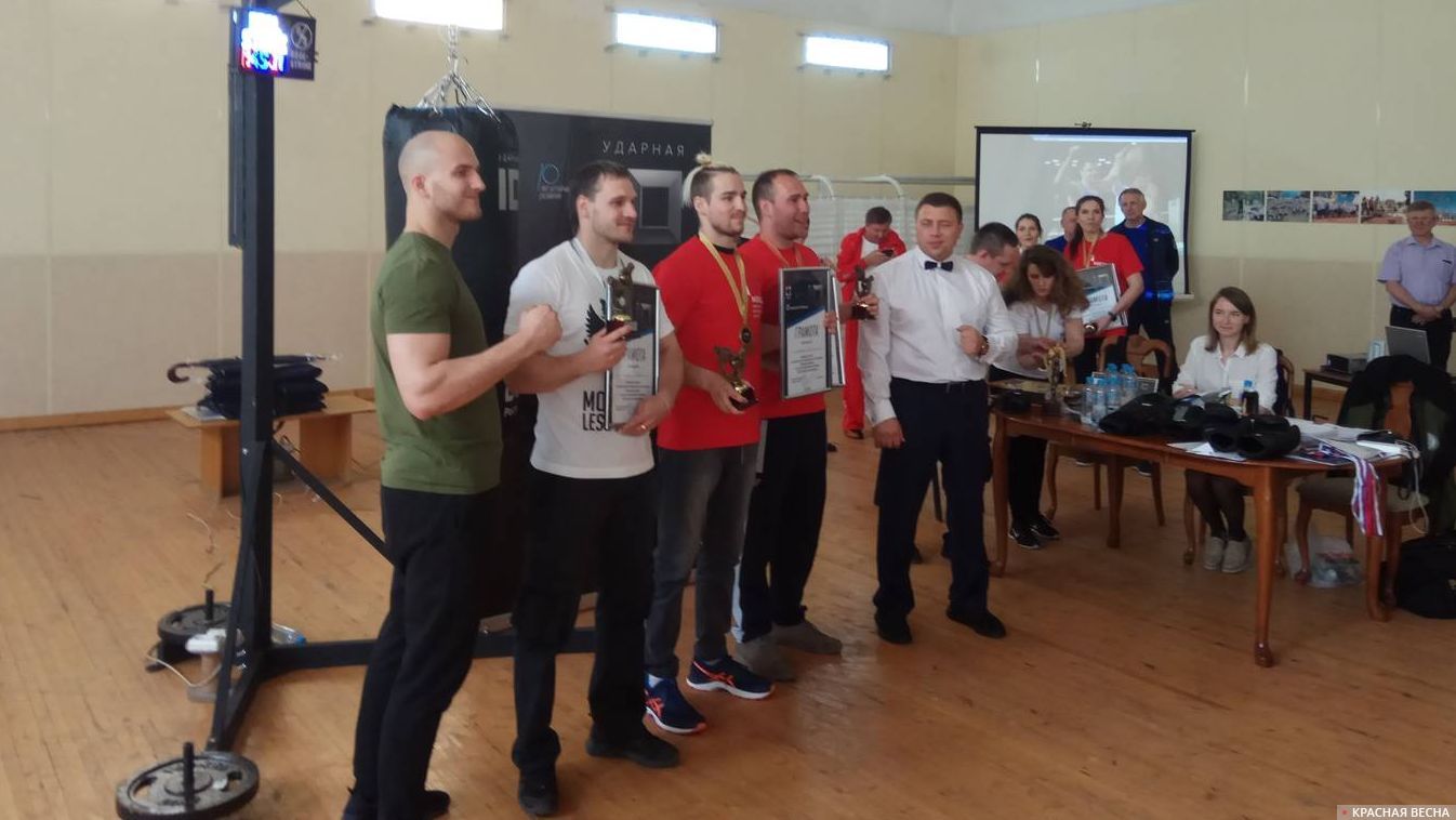 Призеры личных соревнований мужчин на соревнованиях «Ударная десятка» в Санкт-Петербурге