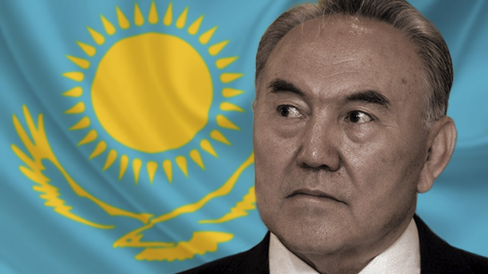 Портреты Назарбаева оставят «непременным атрибутом» каждого офиса в Казахстане