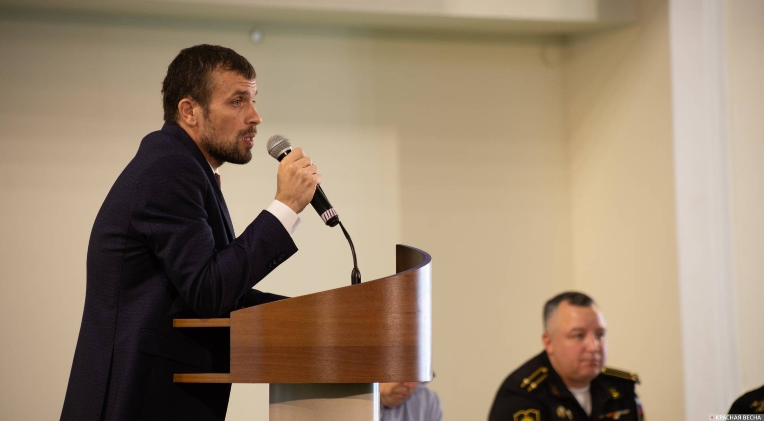 Андрей Берсенев на презентации монографии «Украинство» в Севастополе