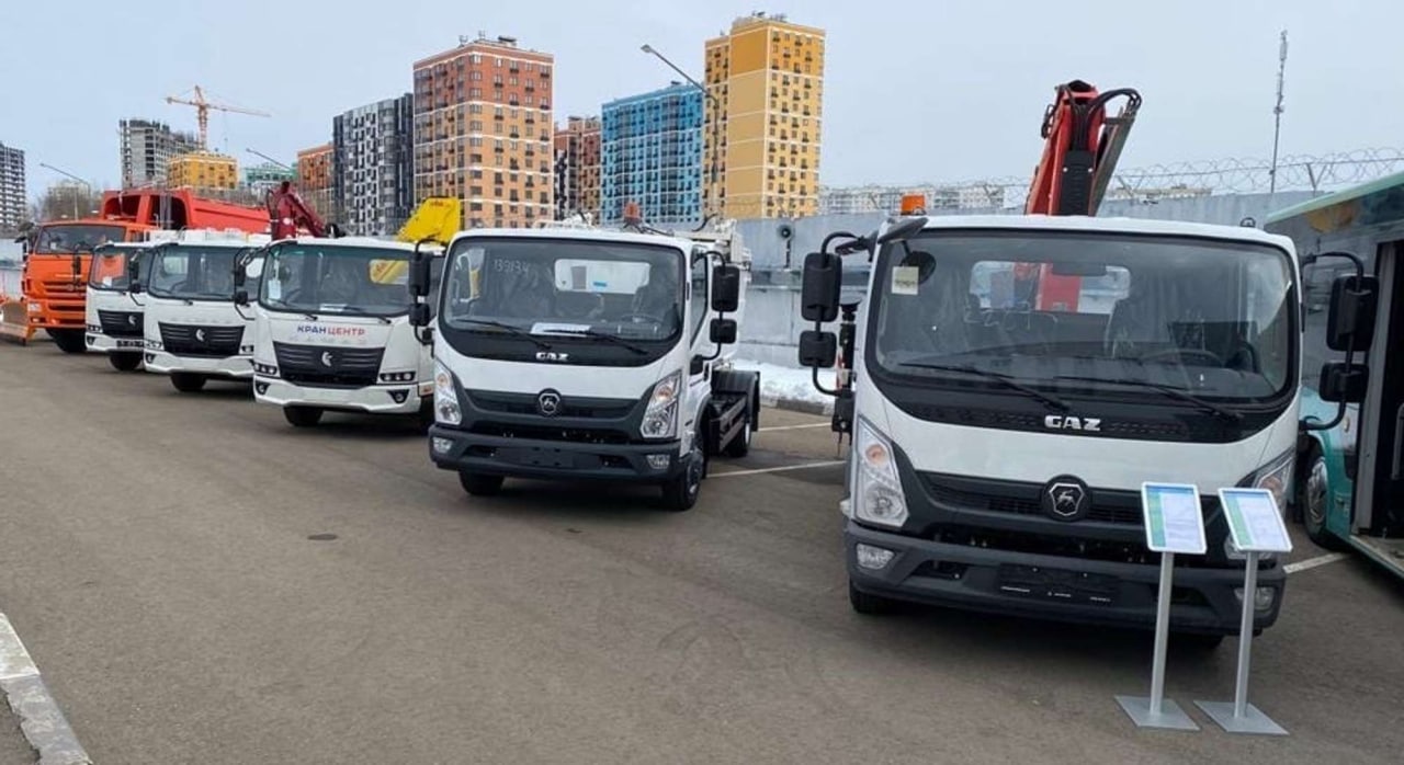 Выставка автомобильной техники в Москве